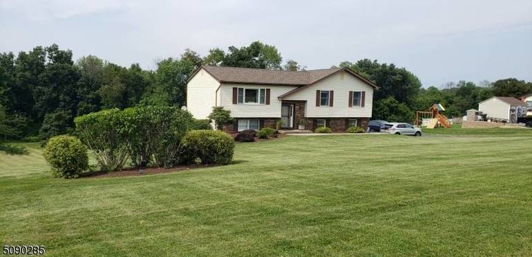 162 Polkville Road.jpg
