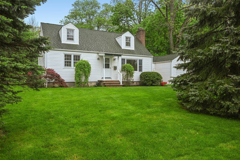 1 - Front of Home.jpg