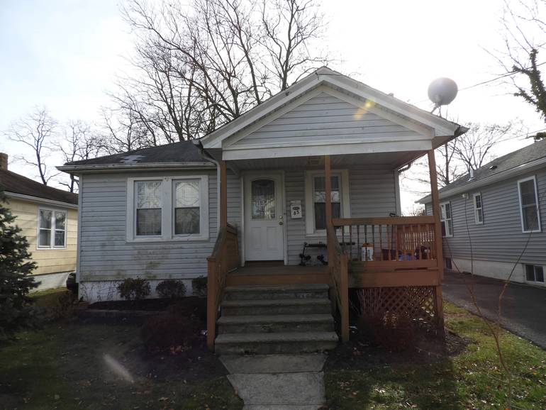 Five Suspected Overdoses In Red Bank Home Leaves 2 Dead 3 In