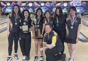 Carousel image 0717f9bf30824eb47873 best crop 80c5f2052bfe681c0826 2024 bergen tech girls bowling bergen county champs from hank kuipers