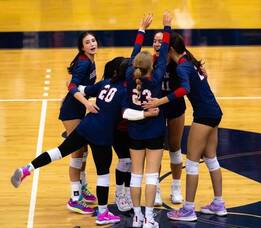 Carousel image edd79cbbef0d5fe93f5e best crop 06e4b8ec39245a65007e 2024 10 27 uct girls volleyball finals   gl vs union catholic 1792