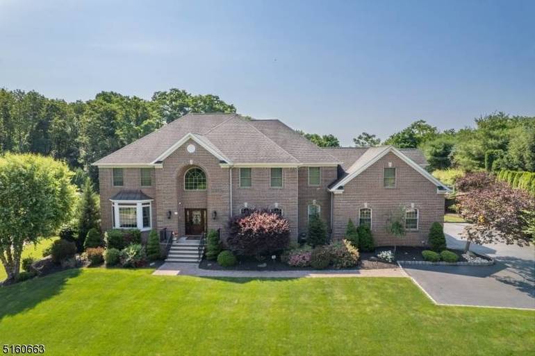 33 Kanouse Lane.jpg