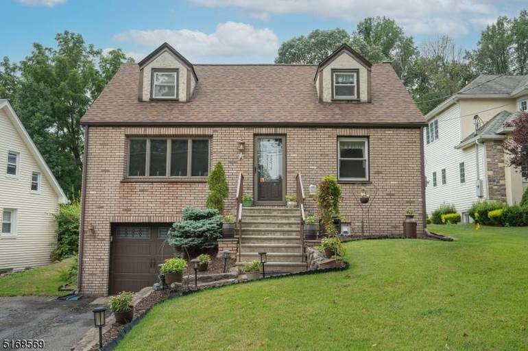 37 Taylortown Road.jpg