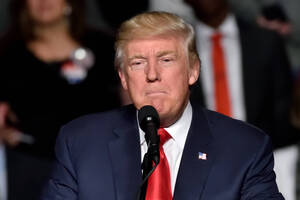 Carousel image e2fb37 donald trump visit doylestown