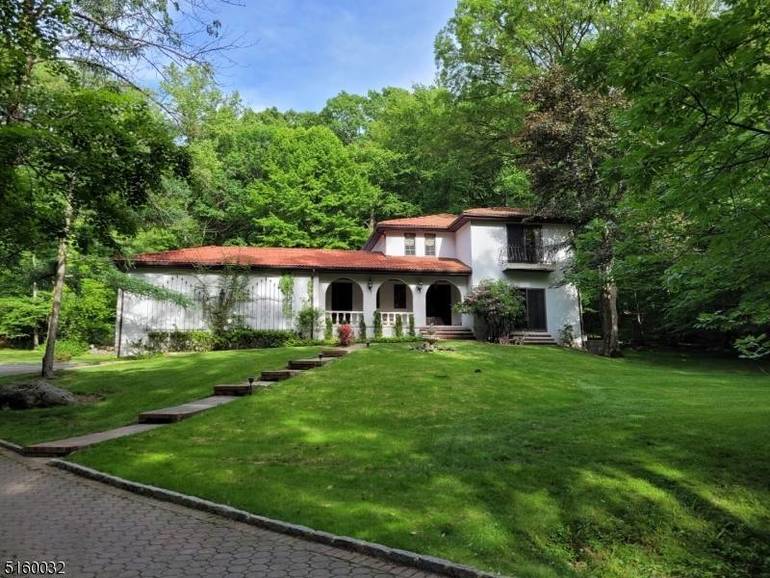 95 Stonybrook Road Montville, NJ Real Estate Listing TAPinto