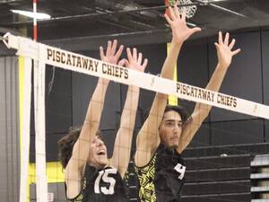 Carousel image 21f85dd8acc6f5112c34 651afad55e0d0728efba boys volleyball 2026 3 cr district