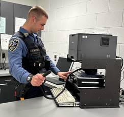 Carousel image 87cb76728645c060d9d8 ca3616dae78a3edac64c botta 231