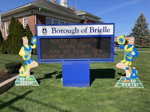 Carousel image 4bbeed218000580ef3bb 65639acdbb3d801c4789 brielle north vs south game