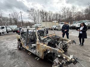 Carousel image 9f4bc880b3c564e8f7aa best crop 747364e6e6790350ab77 best crop 5d75a2ba14ed6ecc3e83 car crash fire 2