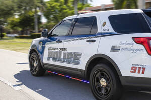 Carousel image 663018d1af2aa85deb86 0fbd5ba4b37ad6d92da6 cc police car 2