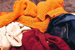 Carousel image 7acfbcd0d8999d4ba2df 2a19b91af7f76ede9dae clothing drive shutterstock 1353222389