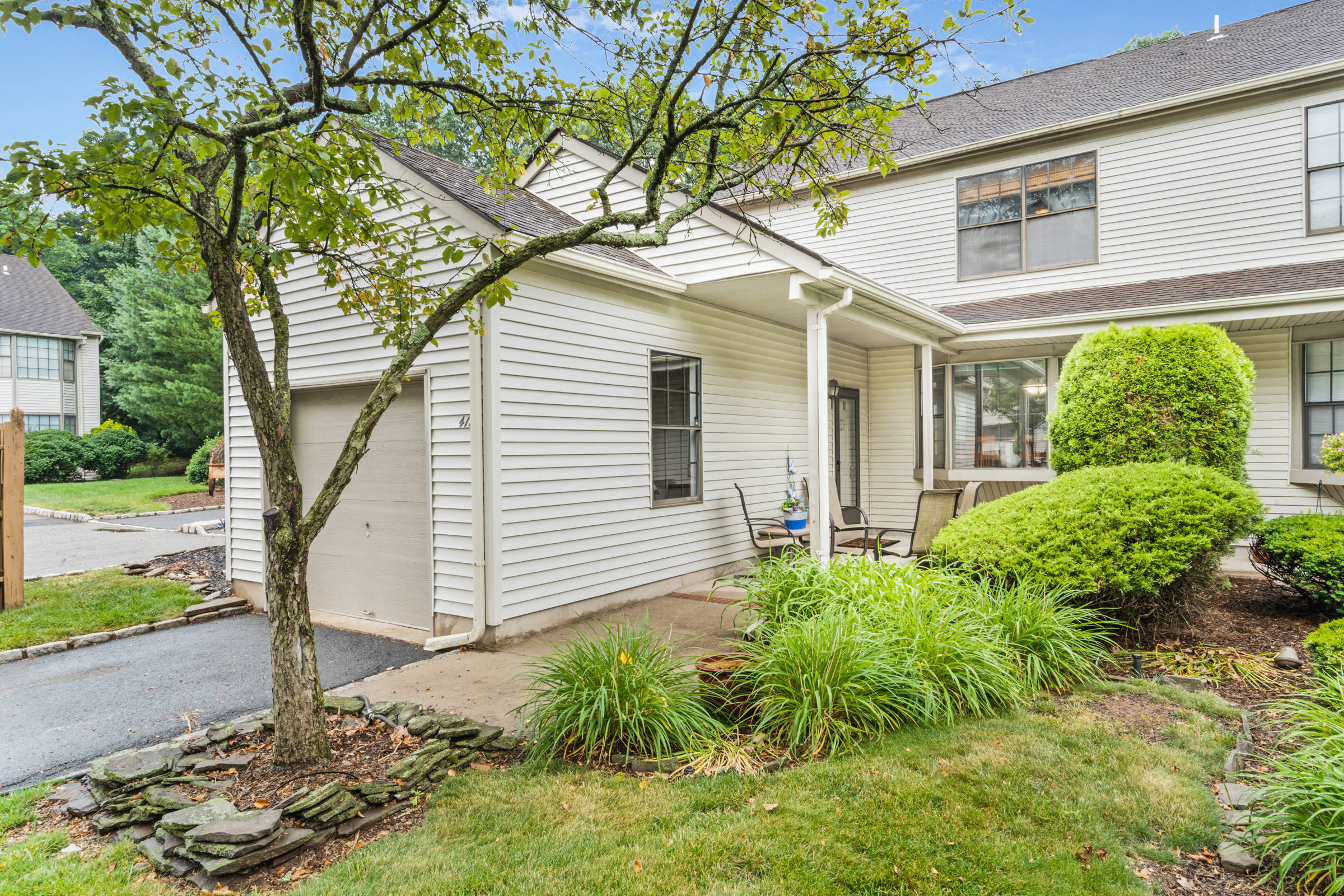 Flemington Awesome 3 Bedroom Townhome in Concord Ridge Bridgewater