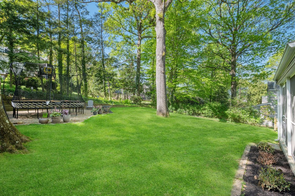 44 Old Oak Drive, New Providence 925,000 Summit, NJ Real Estate