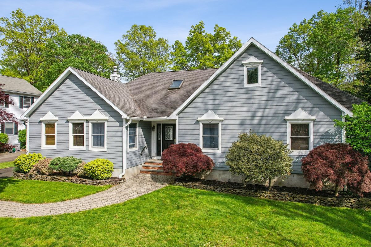 7 House Road, Morristown 879,000 Chatham, NJ Real Estate Listing