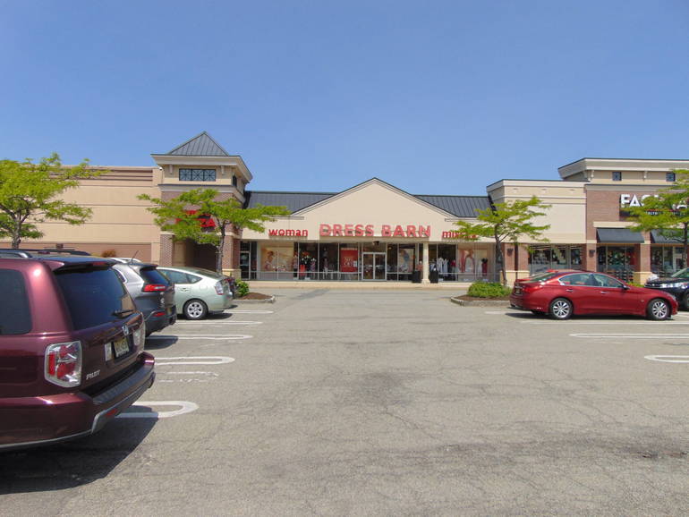 Dressbarn To Close Roxbury Mall Operators Stay Upbeat Tapinto