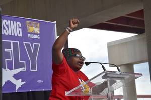 Carousel image 92faa7dced17c19fa0fb best crop dbb9a1 worker rally