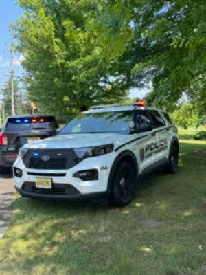 Carousel image 820c3d516053aca234f2 6876124b7626719739eb east windsor police car