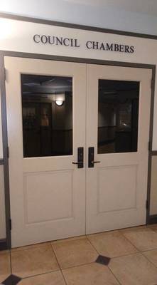 Carousel image 6cd8f48076100301f2ee 5682c7d42c7cafcf4c56 edit hh council chambers doors