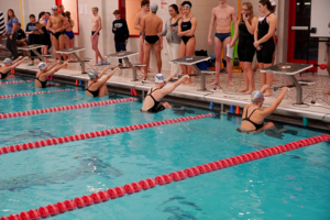 Carousel image 61b1143c1de236223e1a best crop 4e58f2789be8ec946fc7 girls back dsc00911