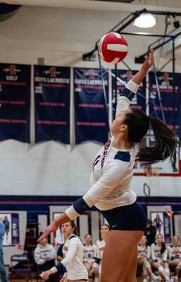 Carousel image bb8b65892ae72953b05a best crop 5dfda8249c8bf1ff0858 gl volleyball senior game 2025 45  4 