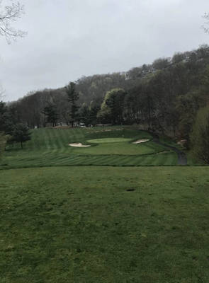 Carousel image bdd2e7620751afdc5386 340a1c6c6d03fc3ec804 golf 2