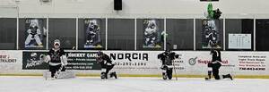 Carousel image 0efebc2ce8d53a79de87 best crop 54ebcb9195663ebd6343 hockey1