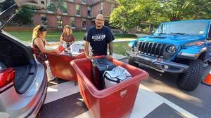 Carousel image 5c14a4b4bb9e69a25714 best crop 5ca00a7c4b9d0803e548 honorscollege1