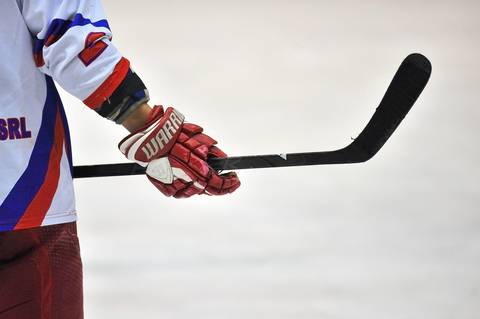 Newly Formed Madison Girls Ice Hockey Team Takes to The Ice - TAPinto.net