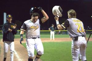 Carousel image 2faa0c8a88afe9c77112 best crop 81c0b9310165fe14235b img 4575 fantel greeted at home