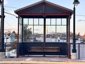 Carousel image e76d1b owntown estfield train station