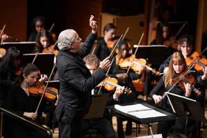 Carousel image 09c5be7e1e545b209f1a best crop 30aad2a88df8876a09c8 lynn u2