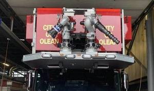 Carousel image c6b252e17945e4b7e8c3 767fc7748c3aef6d7ce5 olean fire truck