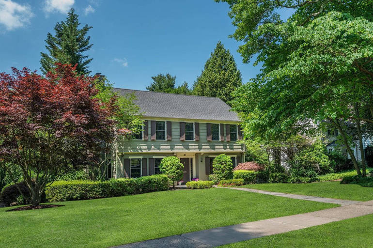 47 Beekman Road, Summit 1,750,000 Millburn/Short Hills, NJ Real