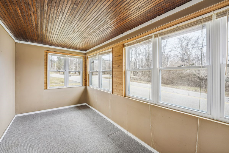 76 N. Hillside Avenue, Roxbury Township 300,000 Millburn/Short Hills, NJ Real Estate