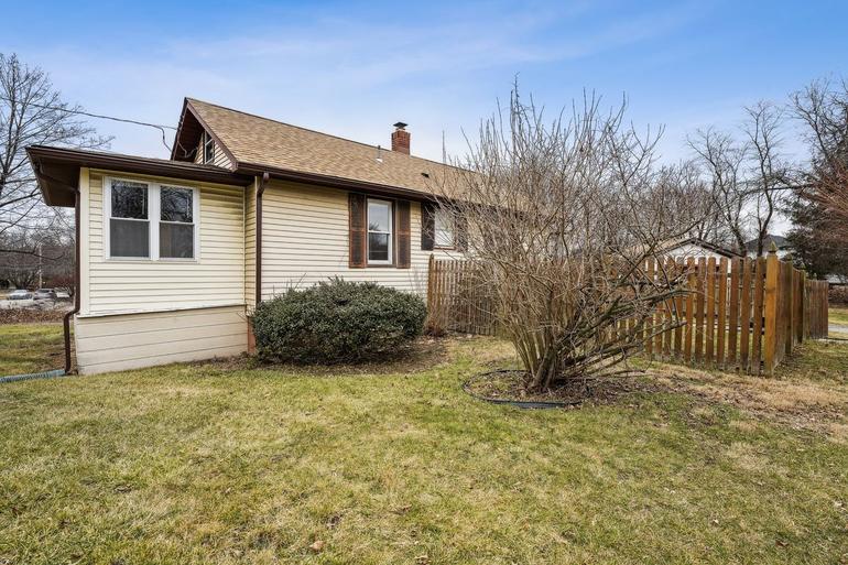 76 N. Hillside Avenue, Roxbury Township 300,000 Millburn/Short Hills, NJ Real Estate