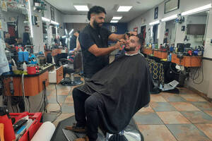 Carousel image 91e3b92bd4243af80829 best crop f9739a09086a7c536fe5 resizecom profile of camden barber jorge maldonado   01