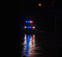 Carousel image ab892e214d721ff7f821 best crop e715b8 police lights