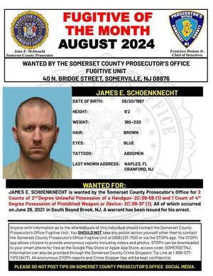 Carousel image 27798d424475c2c1ab5e best crop 00e545132d27144a3556 sompixscpofugitiveofthemonth824