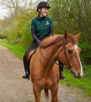 Carousel image 36b246b7eec6ca5d8139 best crop ec99575602da32710f9f sompixstablevolunteerbarbarasmith