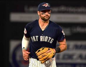 Carousel image 98d439c1e999ca9aa4c8 best crop 530c1a68ca7121c36caa sompixpats2025maxburt