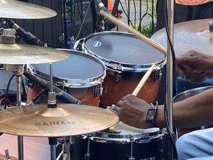 Carousel image ce09eaefc0076deeb87d best crop 99ae943e5fabc095ccae sompixsummerstage2021tyronedrumstightmoney