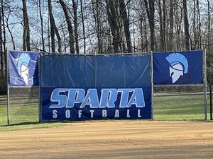 Carousel image f8ae8cdd01397c152690 9b9160b55021135fb973 softball stock2jpg