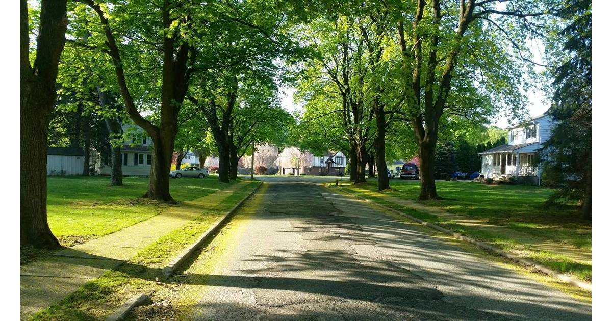 Roxbury's Oldest Development Readies for HalfMillionDollar Facelift