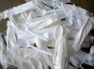 Carousel image 3d7765edec77a46a5570 best crop bb785a estfield plastic utensil
