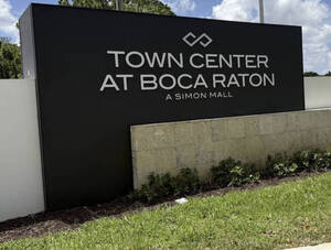 Carousel image 57bb6023b043697569d6 89be3f2f32db06a8f477 town center mall boca raton
