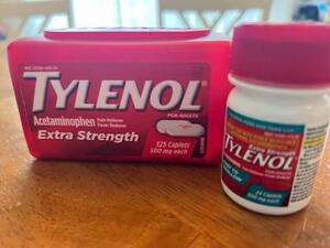 Carousel image 4f163a2cfbf8d5886194 best crop e2c9211201725d4911f8 tylenol bottle