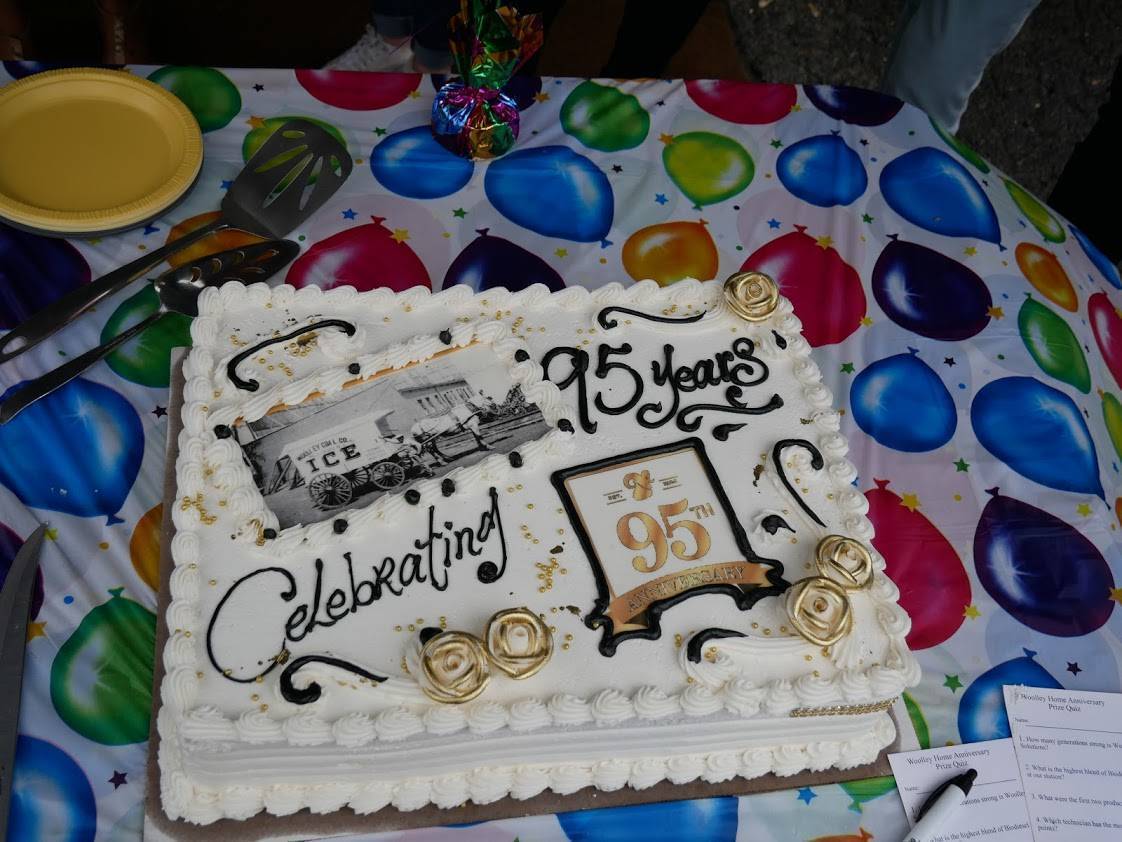 Woolley 95th cake.JPG